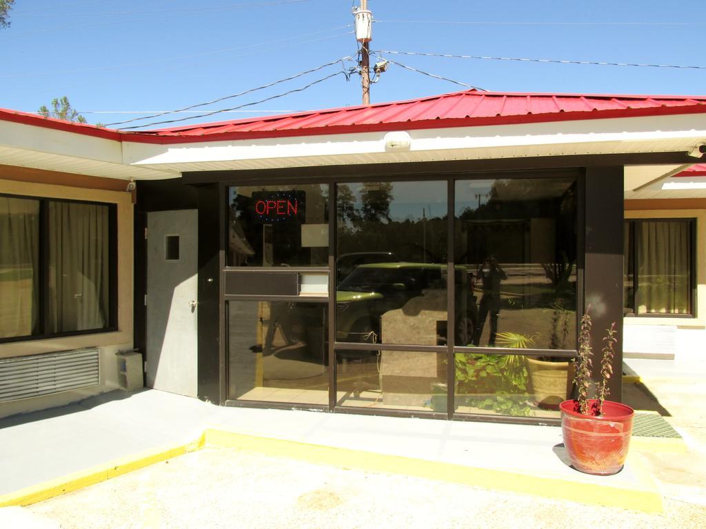 Country Inn Motel Oakdale Extérieur photo
