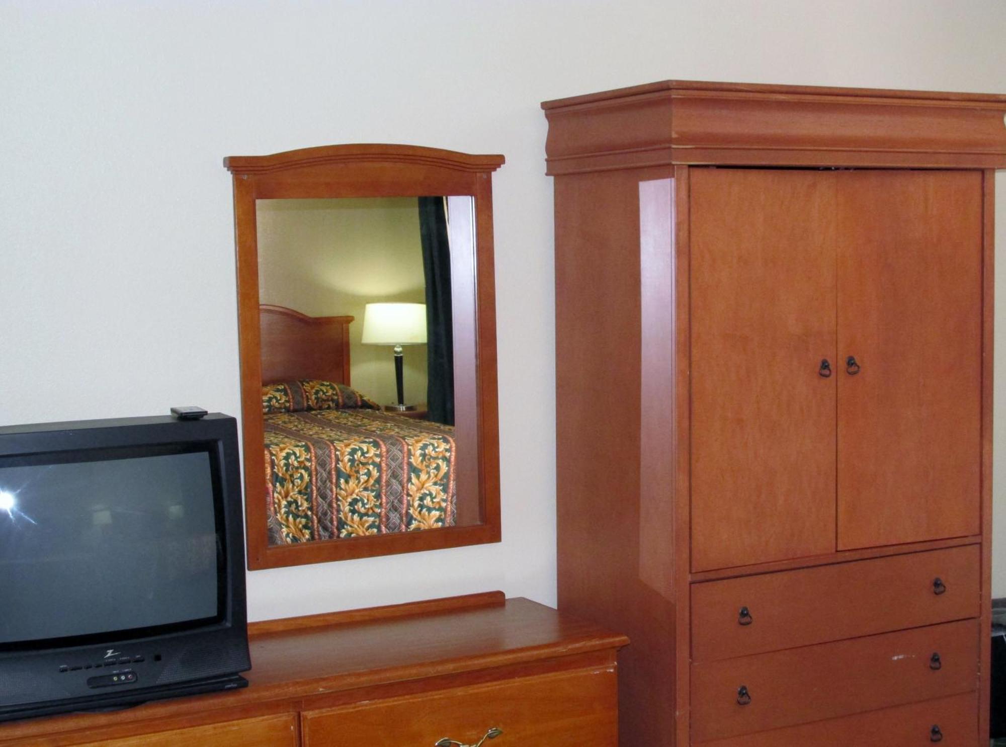 Country Inn Motel Oakdale Chambre photo