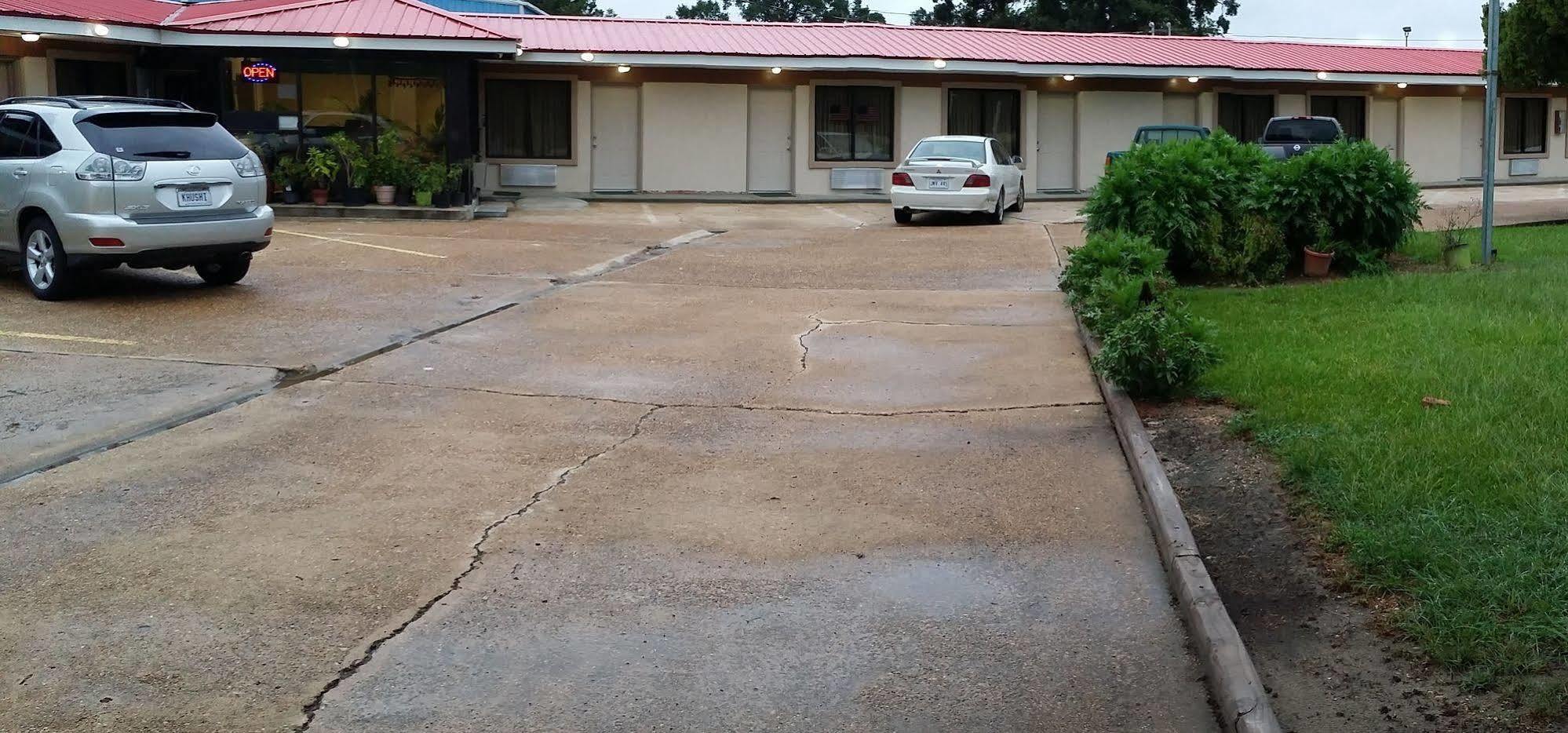 Country Inn Motel Oakdale Extérieur photo